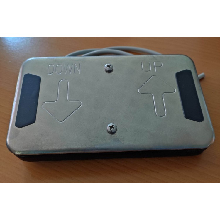 Pédale pour table gamme M70C Pédale pour table gamme M70C